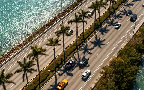 Beautiful views en route to Miami Beach from the Airport Miami highways via taxi