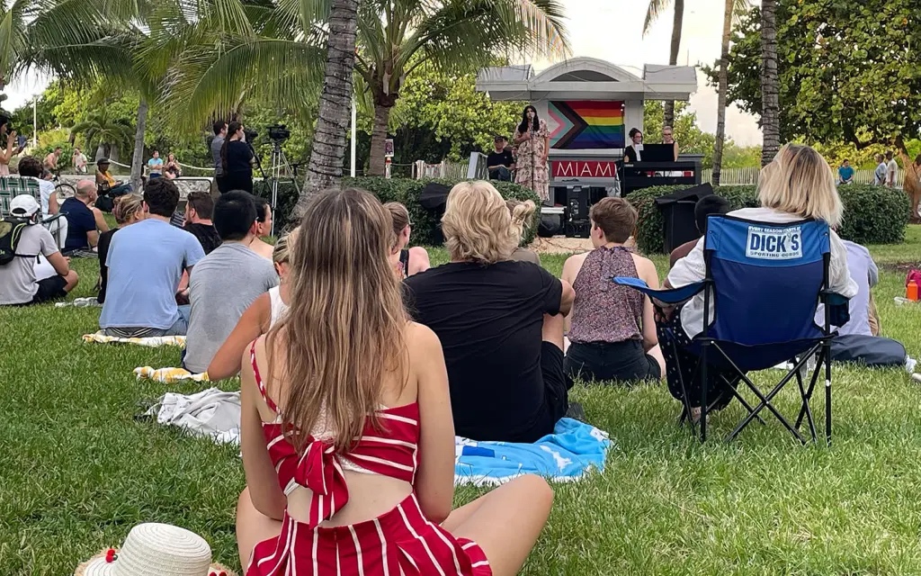 Elivar Rooftop Bar at night with Miami Skyline in backgorund